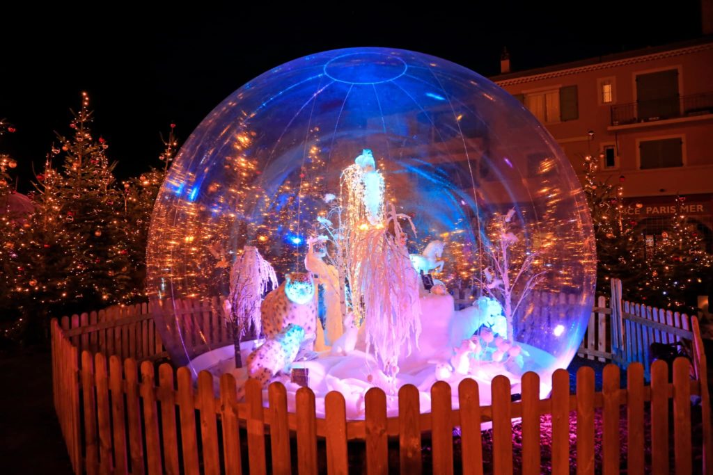 Holidays Lights in a bubble
